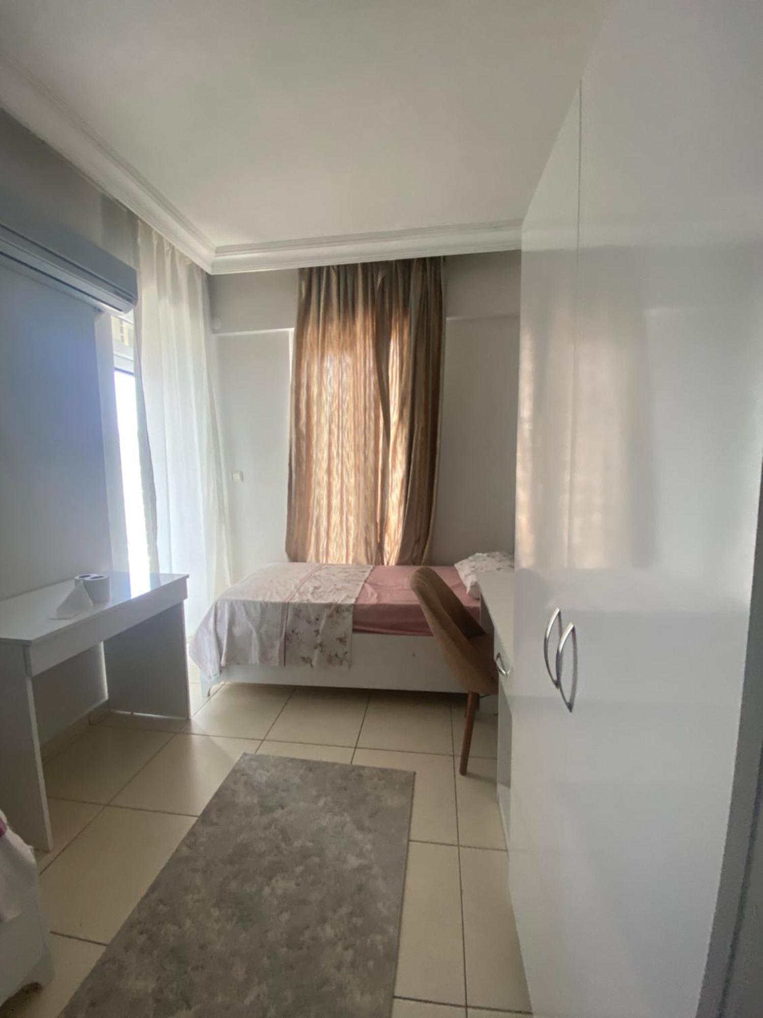 Nurer Apart Otel Antalya Bilik gambar